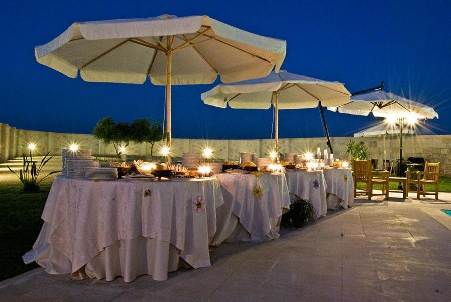 Masseria Li Campi Каваллино-ди-Лечче Экстерьер фото