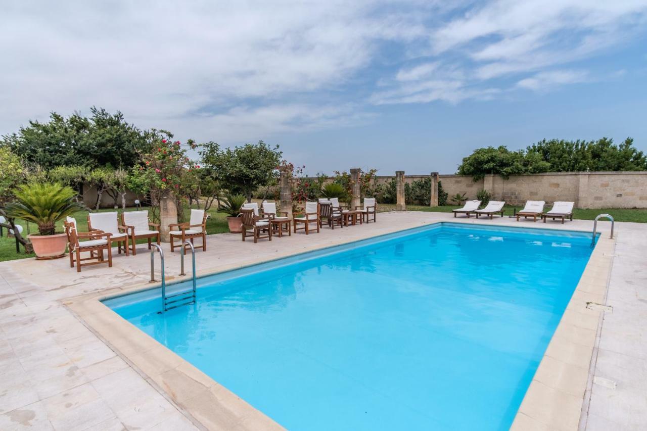 Masseria Li Campi Каваллино-ди-Лечче Экстерьер фото